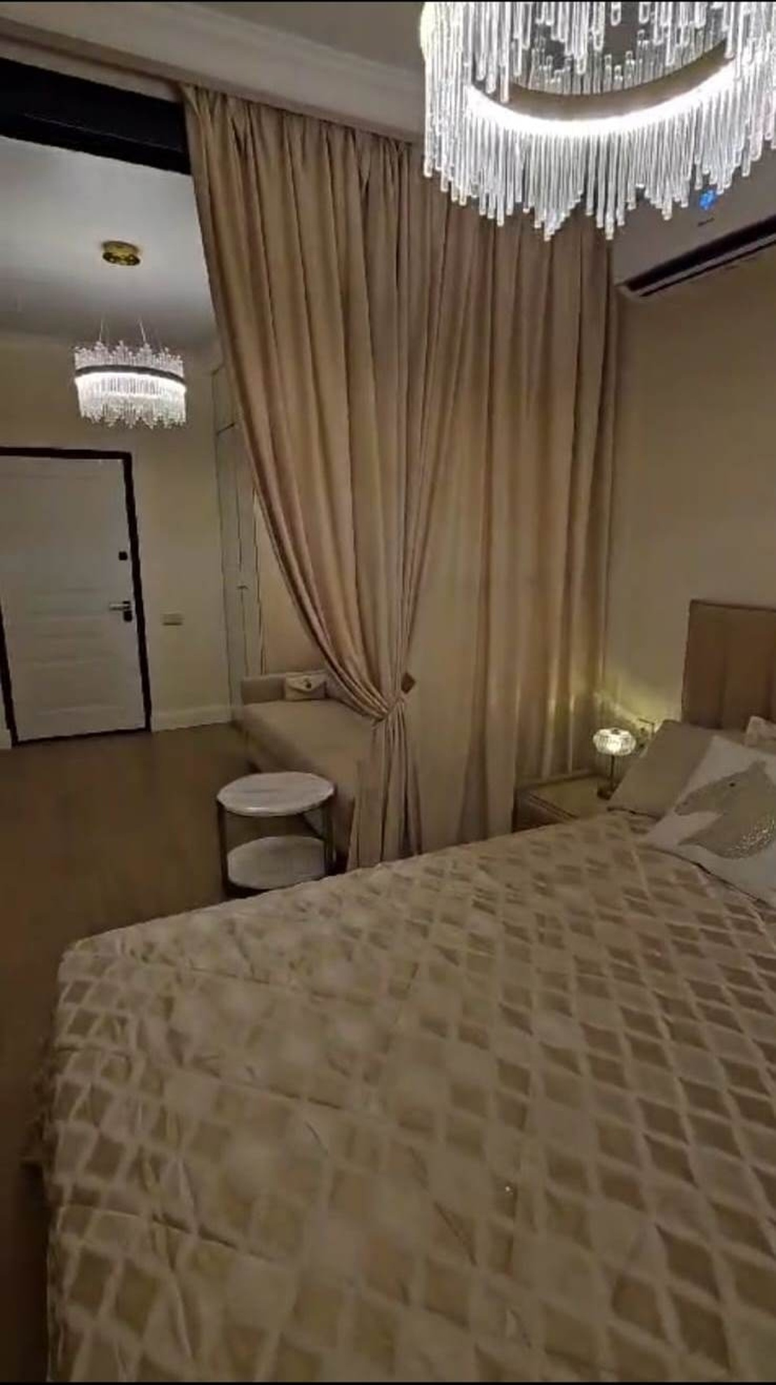 Усовершенствованный кварцевый SPC ламинат  Дуб Натуральный 6607-9, коллекция Family, г. Москва