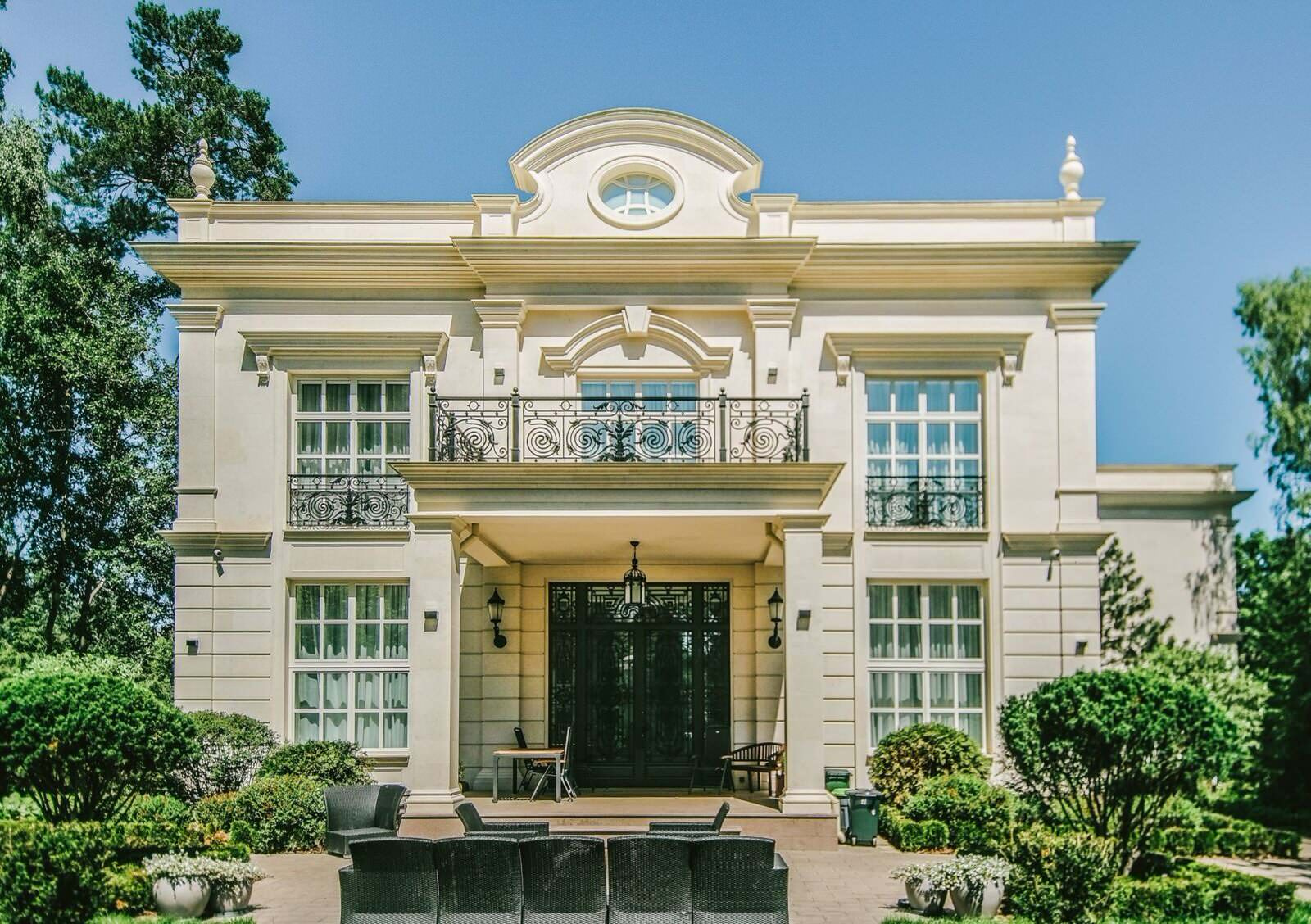 VILLA PREZIOSA