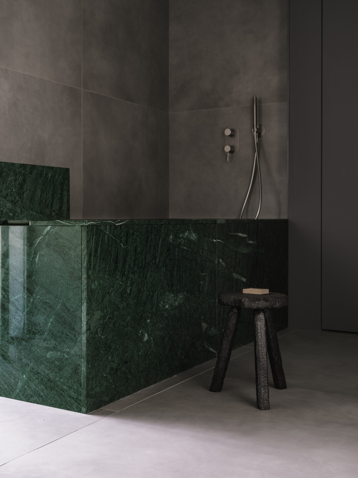 Обложка проекта: MALACHITE INT