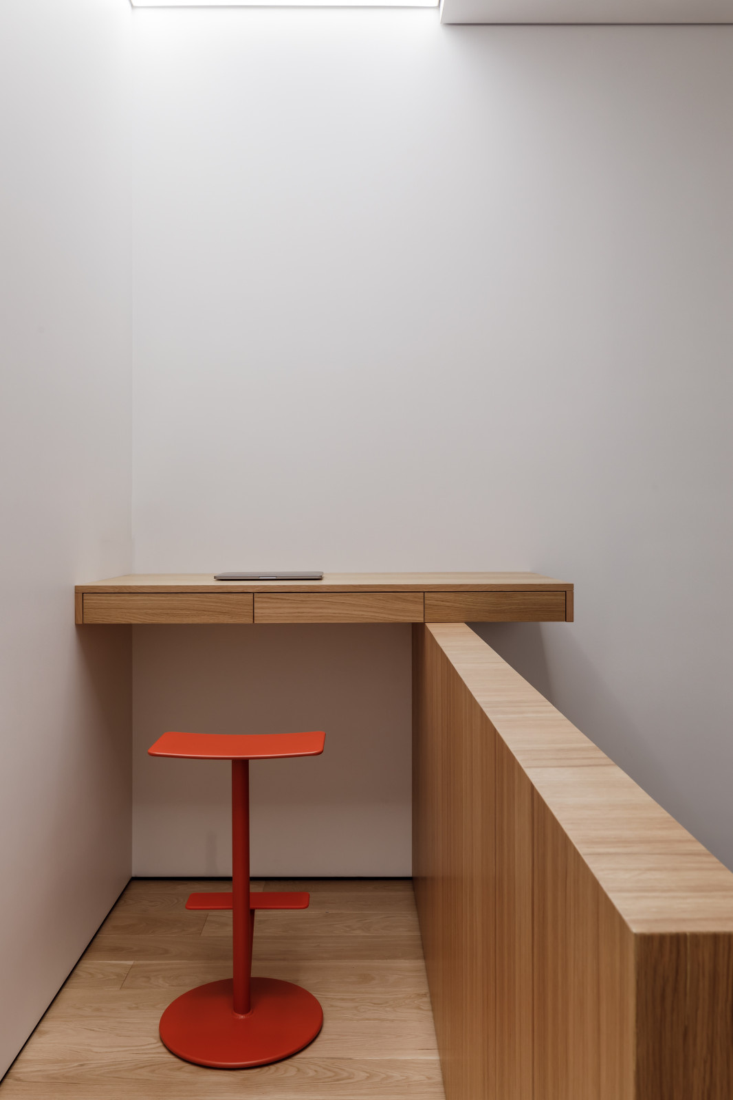 STAIRS INT