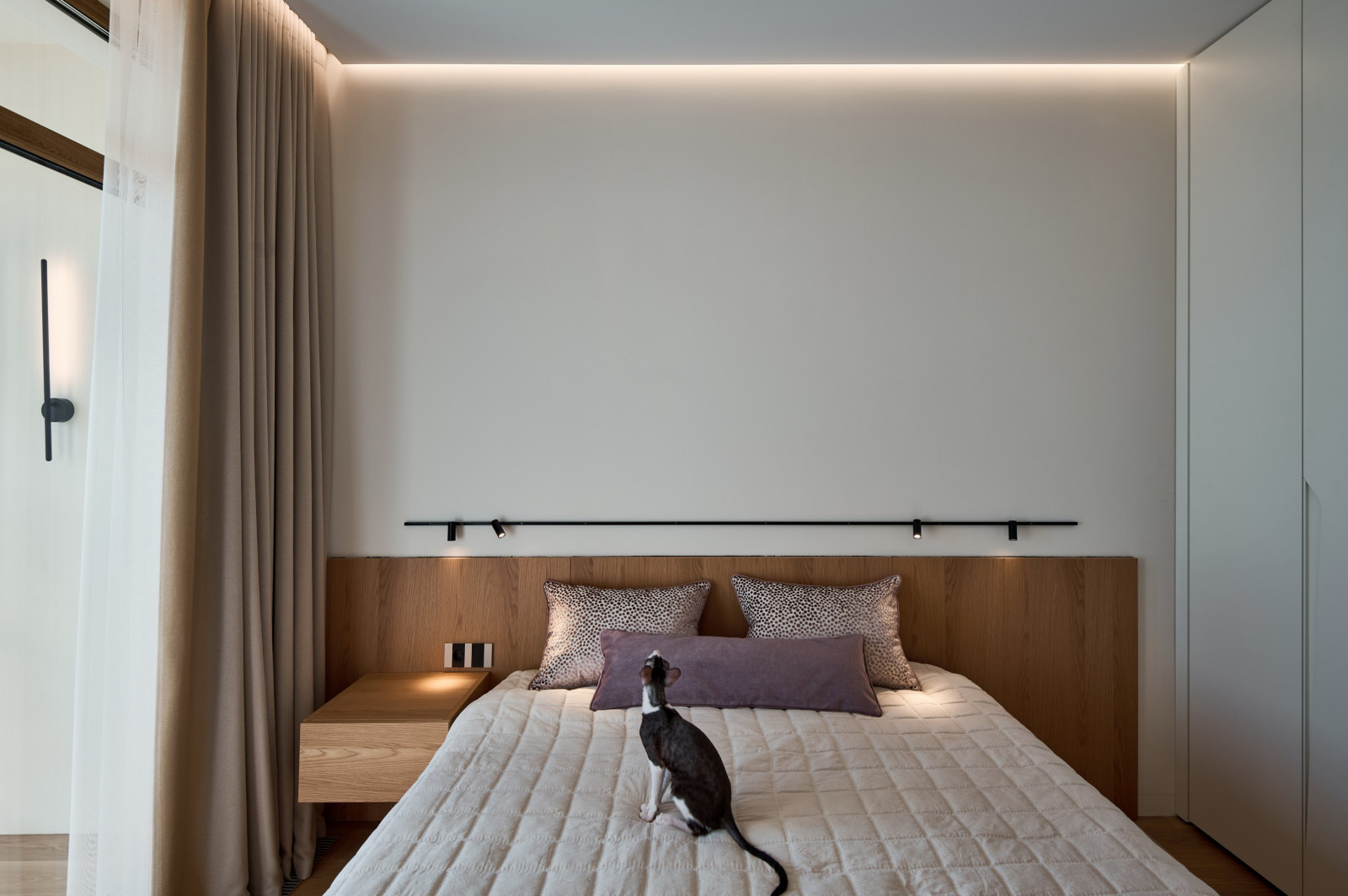The VoyageFlat