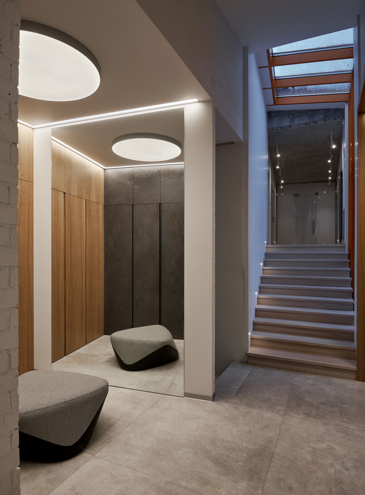 Y - House