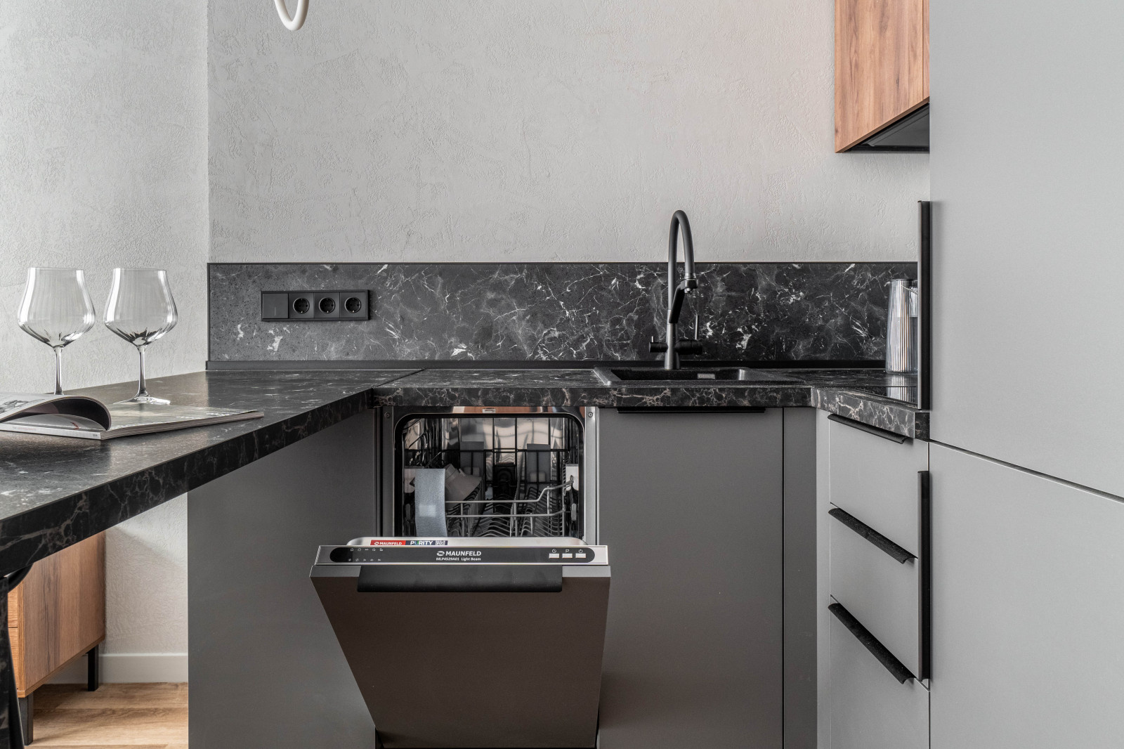 Neva Residence