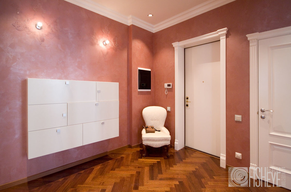 Apartment in Saint-Petersburg, Paradnyi quarter