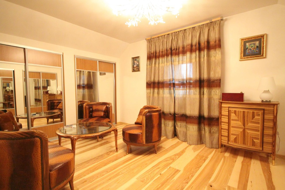 House in township Snezhnyi