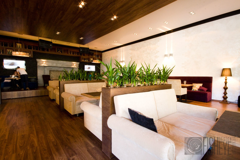 Restaurant Day & Night Barberry, restyled