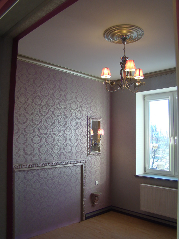 Houzz тур: Розы, лепнина и нежность для мамы