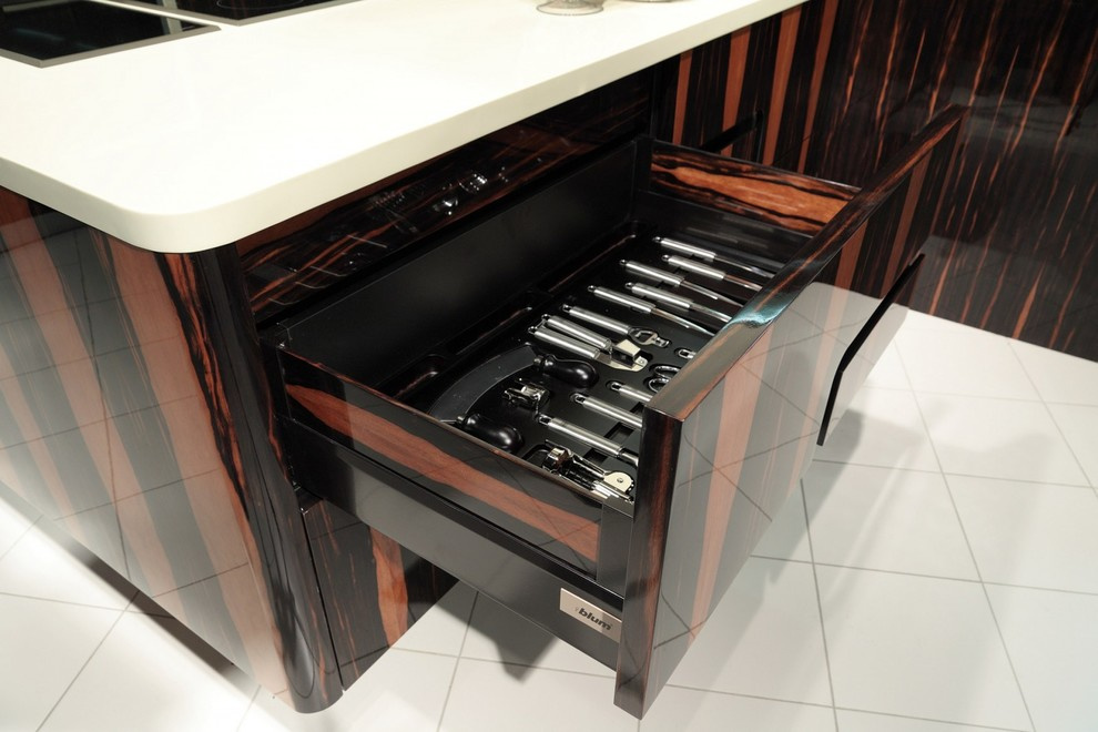 NEW LINE SYSTEM MACASSAR
