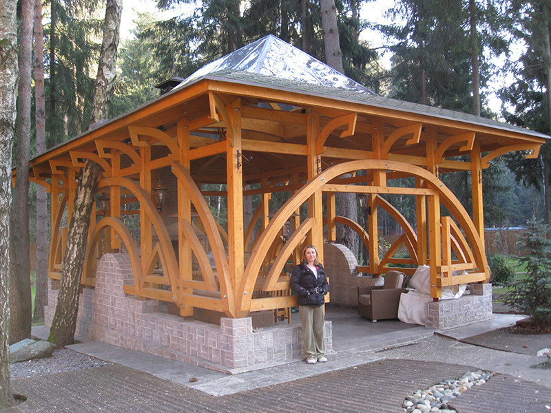 Более 600м2
