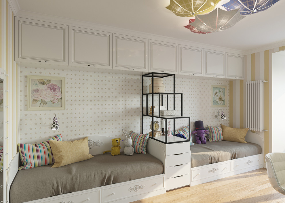 Макаро́н (фр. macaron)