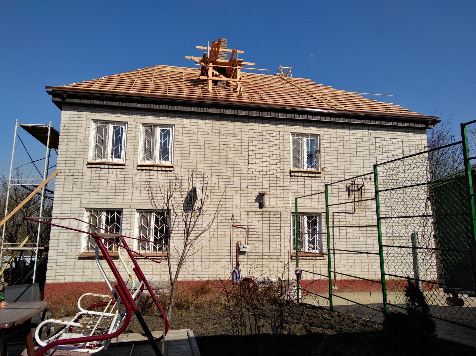 КАМЕНЬ И КИРПИЧ