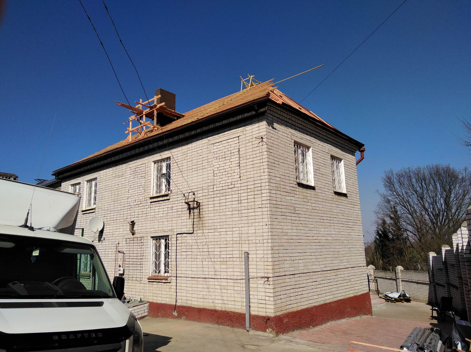 КАМЕНЬ И КИРПИЧ
