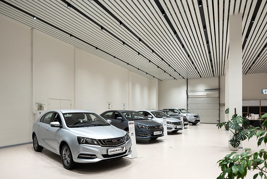 Автосалон «Geely»