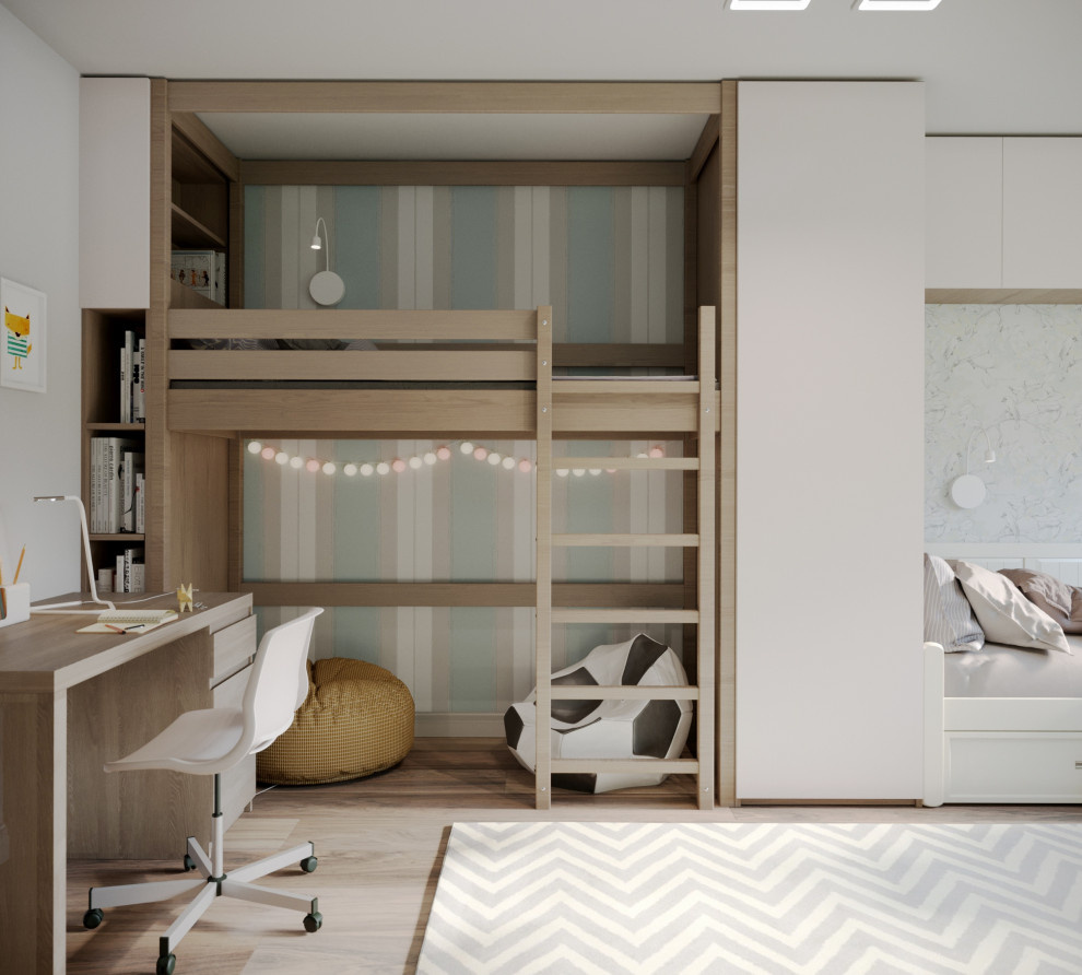 Apartment in old building, Dybenko street