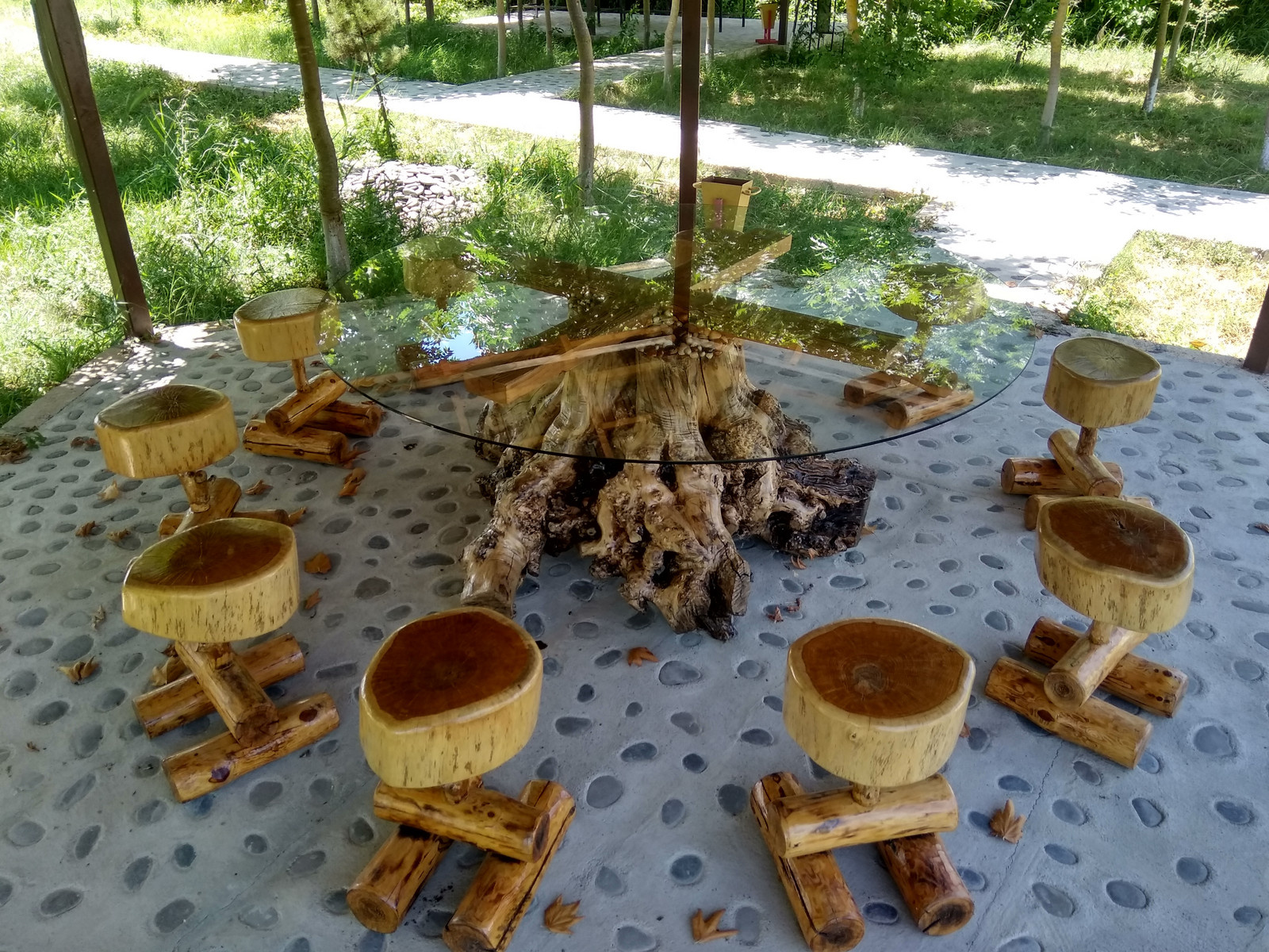 стол из дерева моя работа