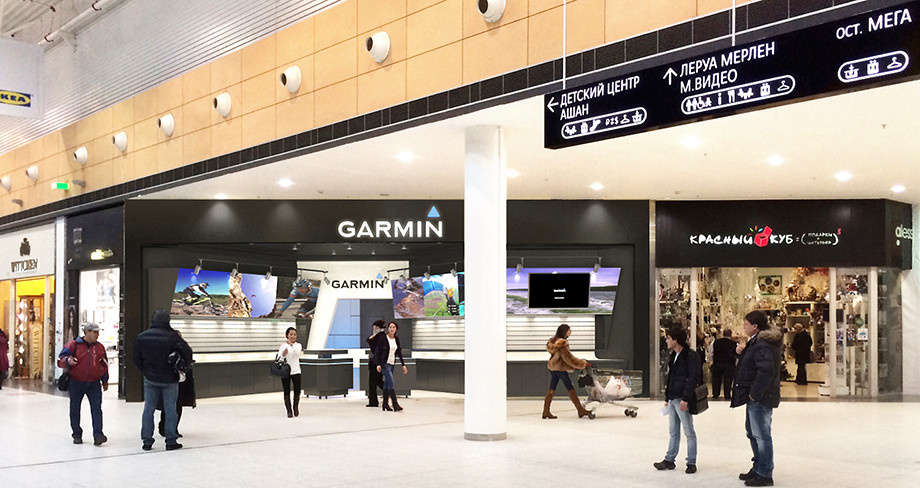 Дизайн интерьера магазина электроники GARMIN