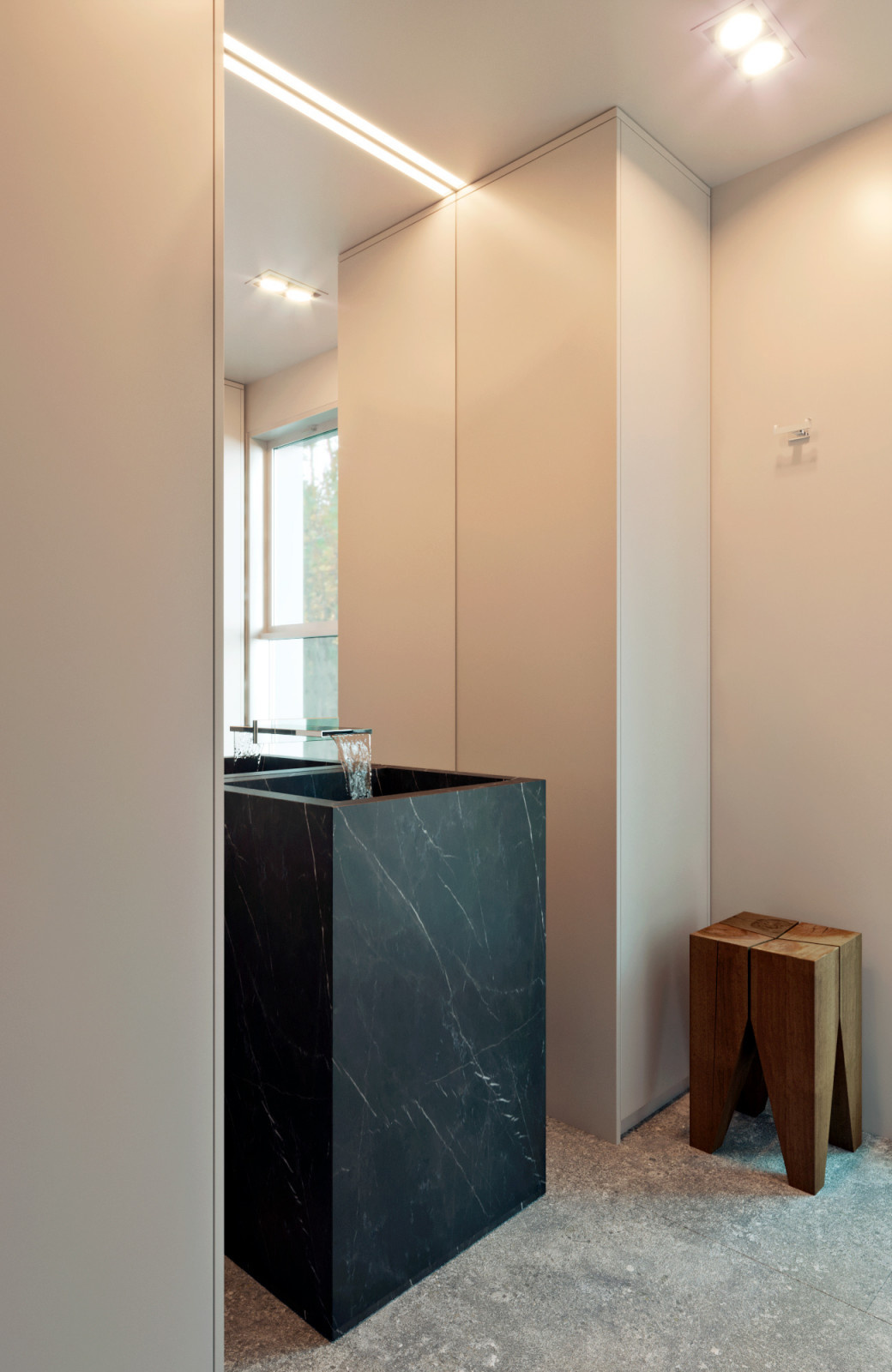 HOUSE | WC | ISTRA