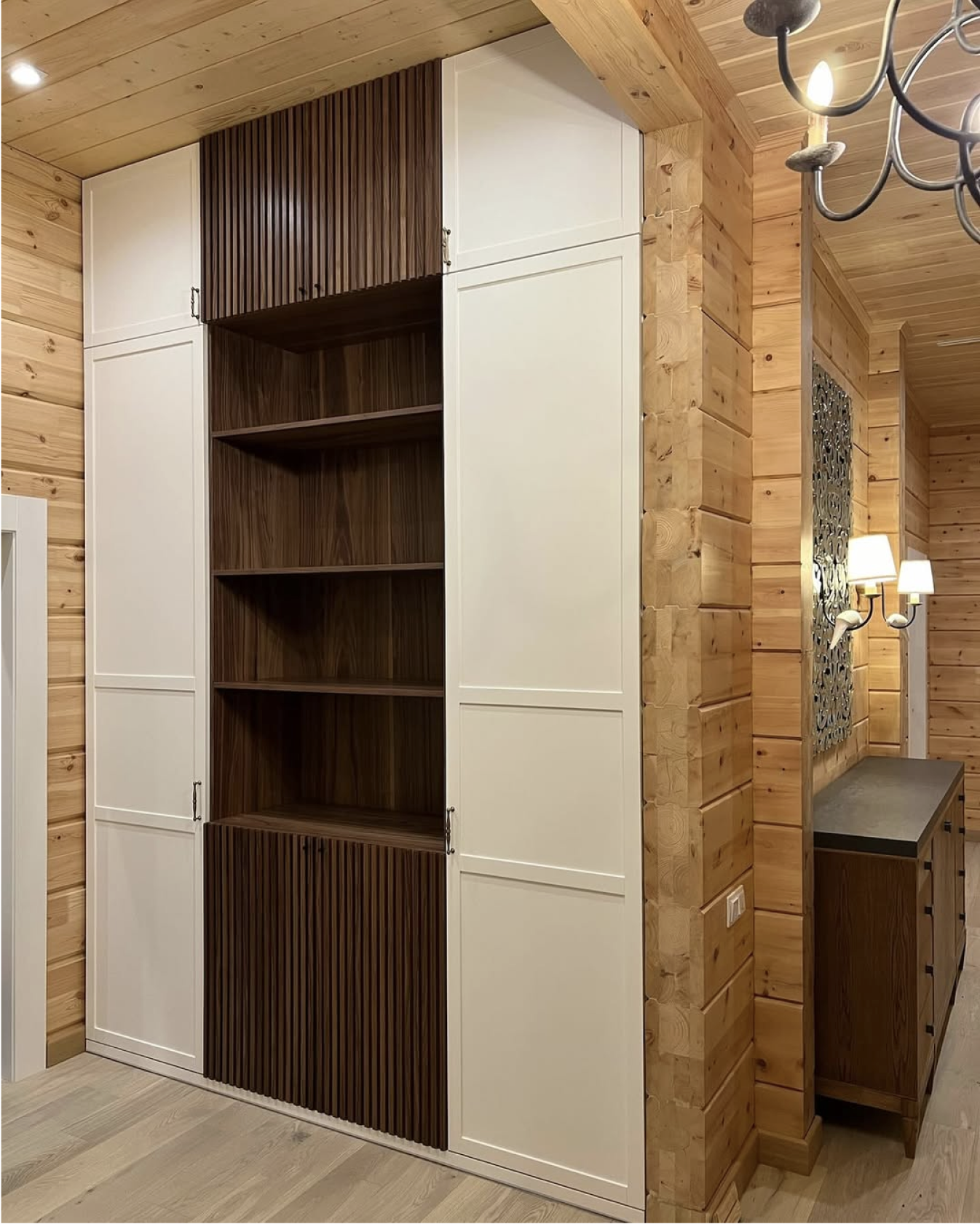 Шкафы для дома из бруса