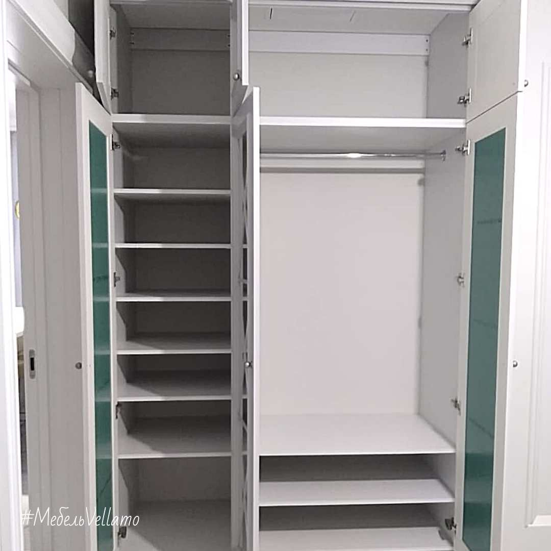 Зеркала в прихожей.Шкаф 3.png