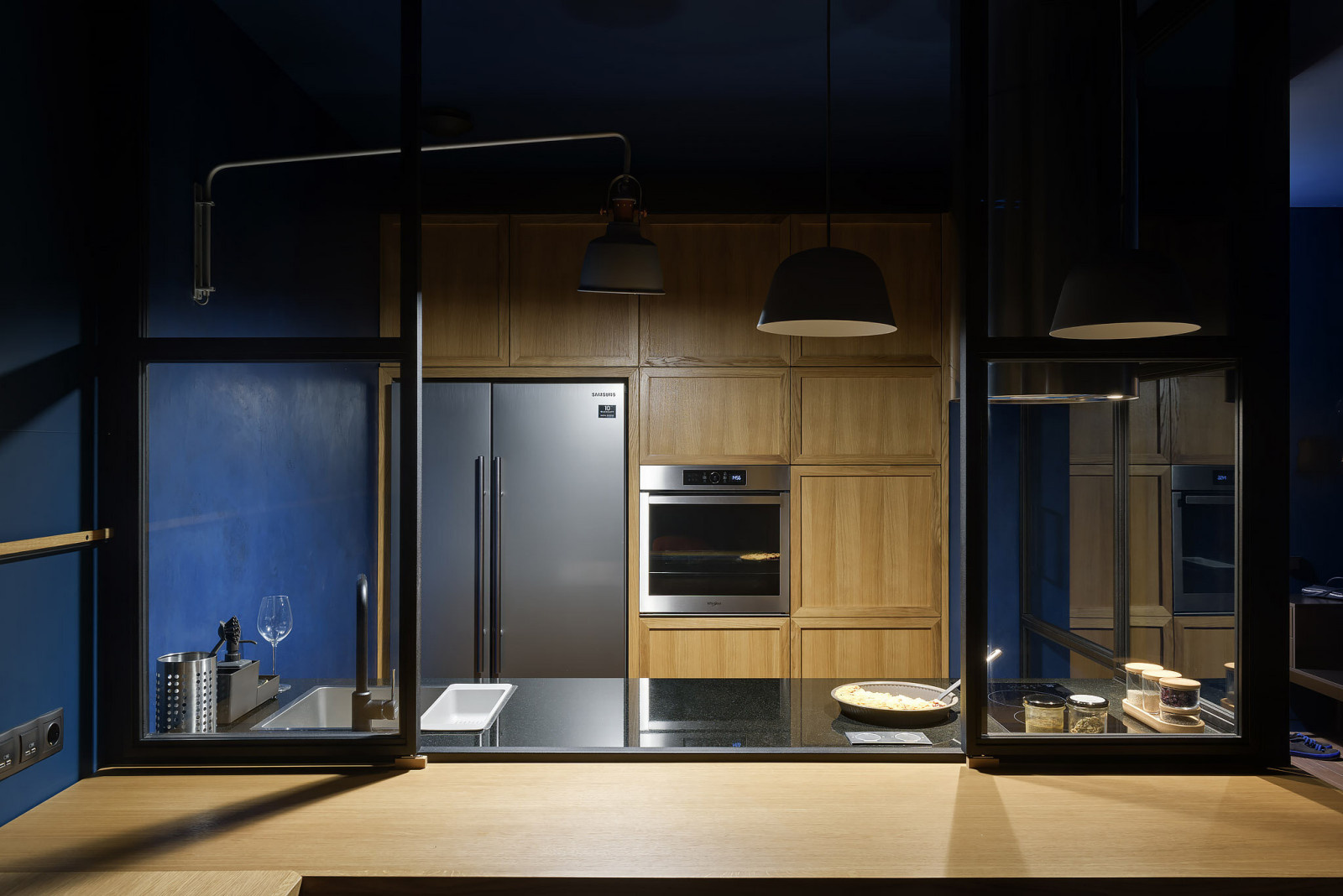 Houzz Украина: Небольшая квартира для молодой пары и двух котов