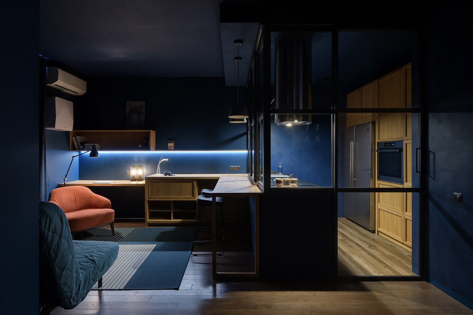 Houzz Украина: Небольшая квартира для молодой пары и двух котов