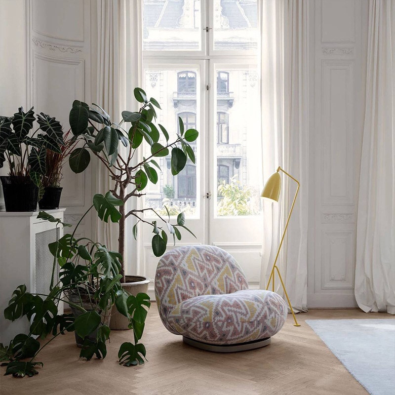 Марк Леонов