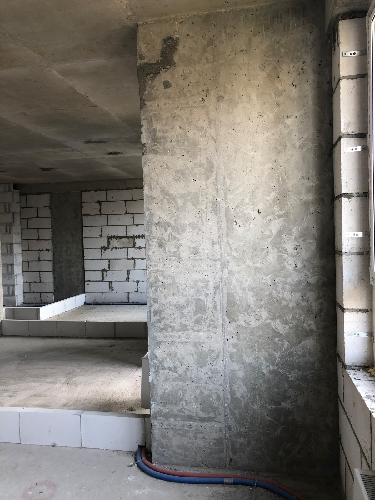 Трехкомнатная квартира 100 м2