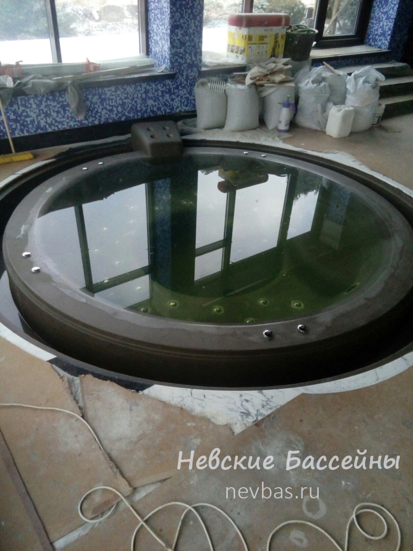 Реконструкция джакузи в частном доме.