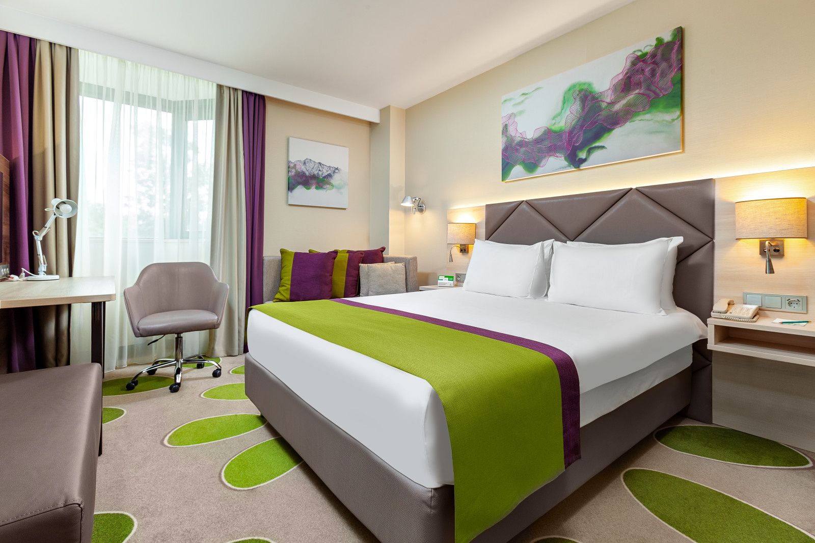 Отель Holiday Inn