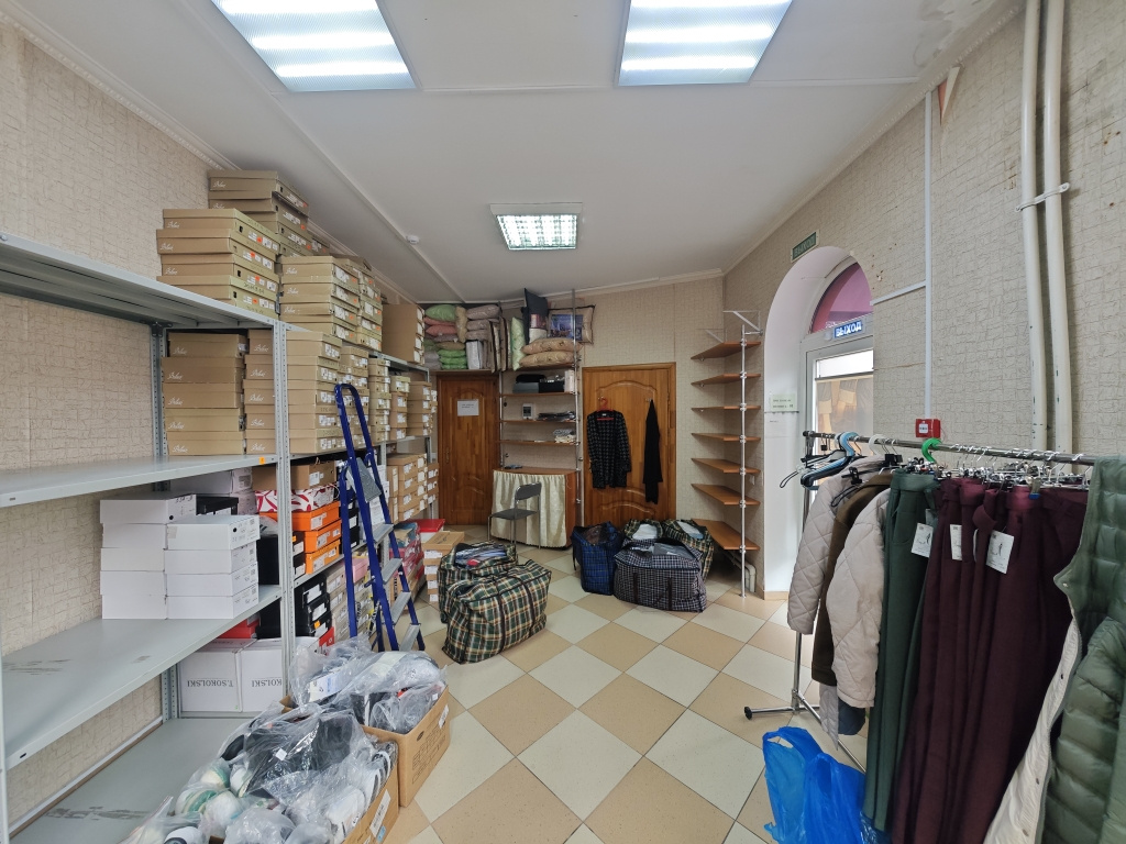 Магазин одежды и аксессуаров