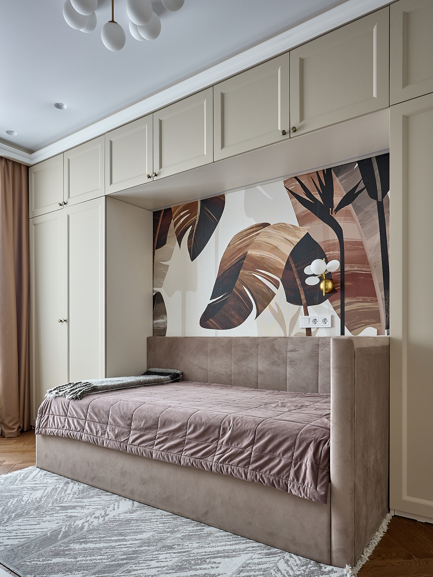 Проект 84 кв.м: современная неоклассика для семьи