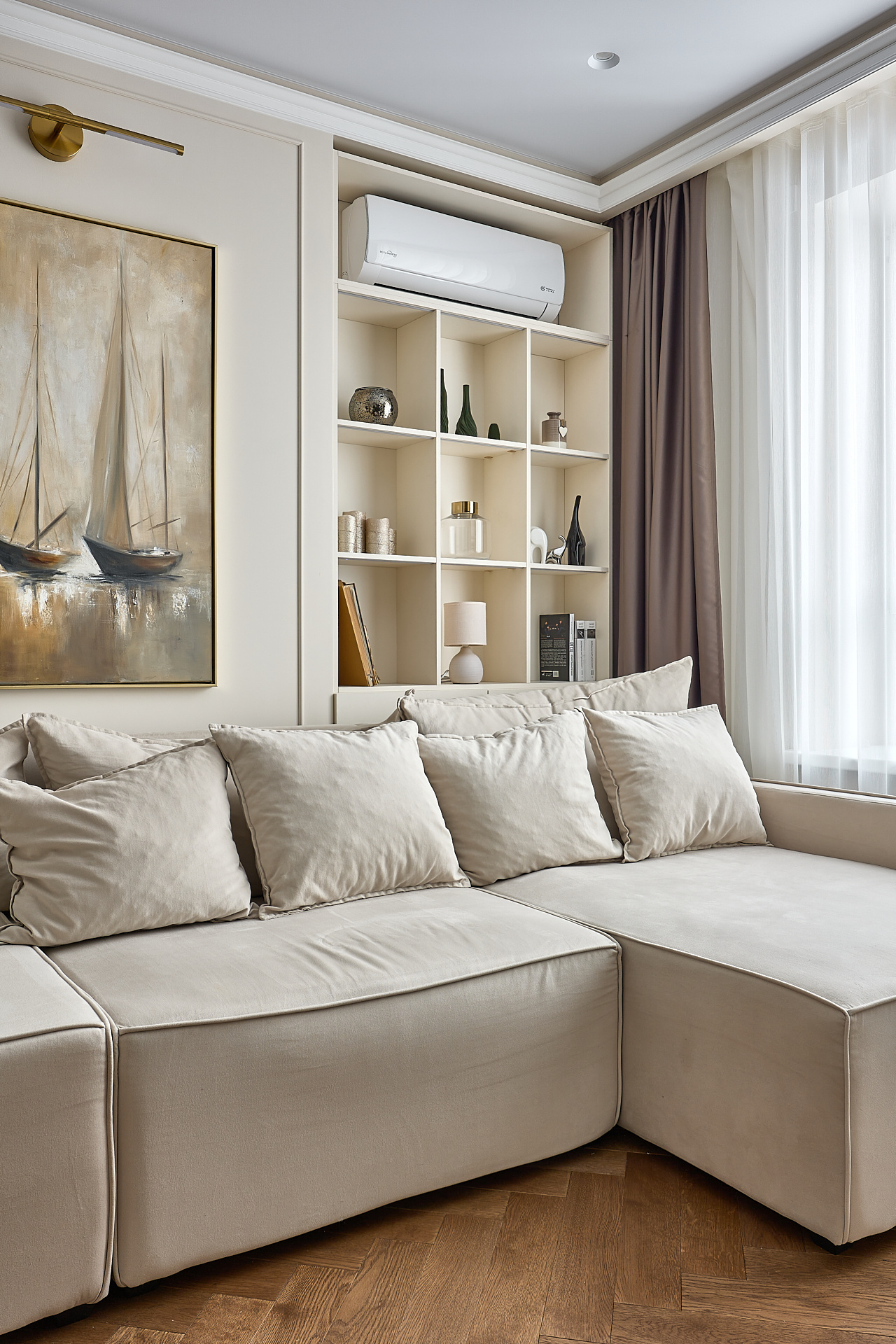 Проект 84 кв.м: современная неоклассика для семьи