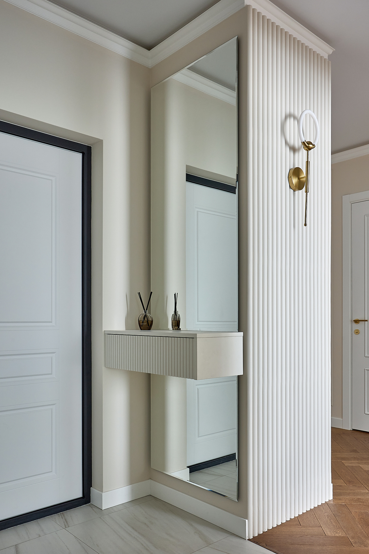 Проект 84 кв.м: современная неоклассика для семьи