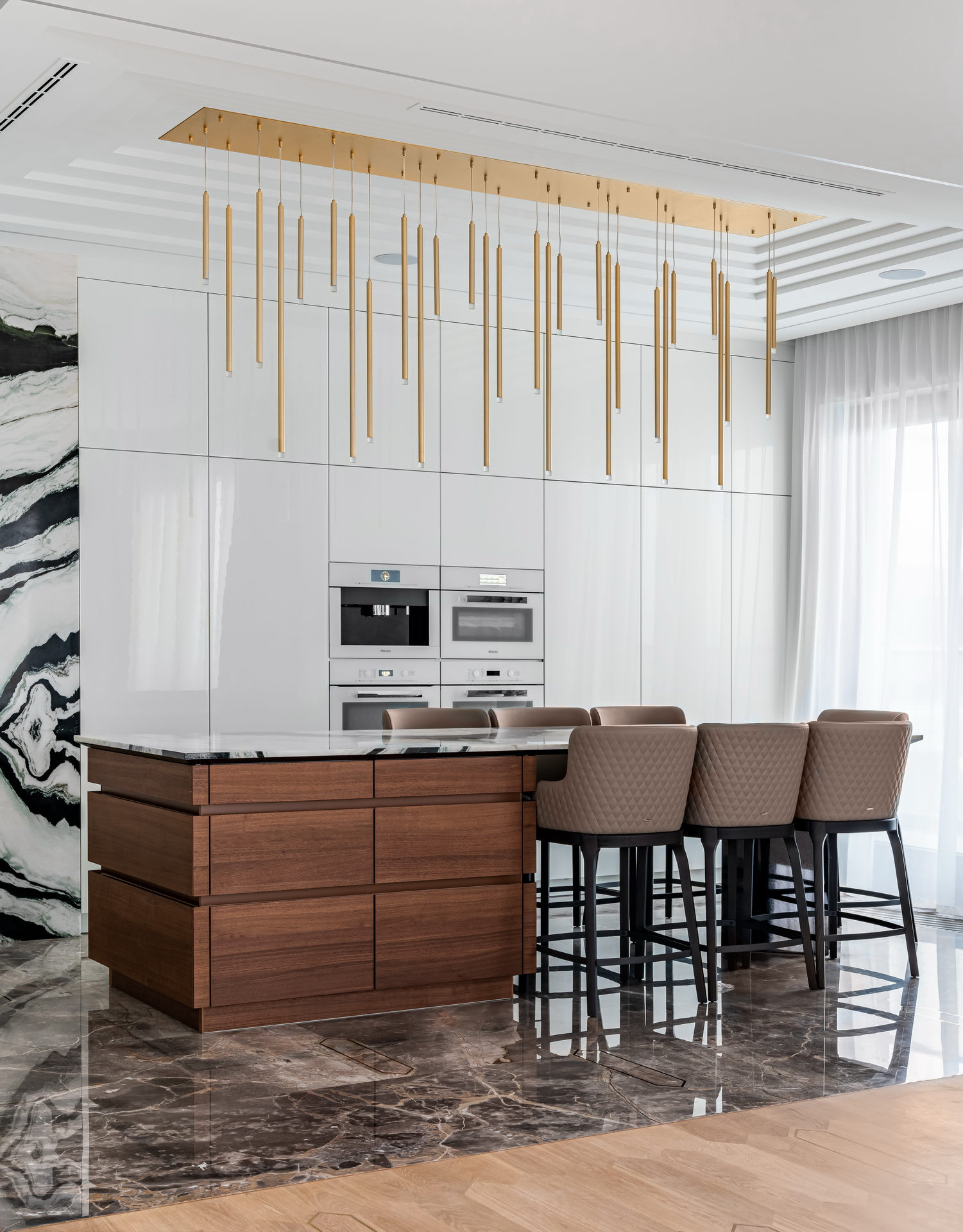 Кухня в глянце