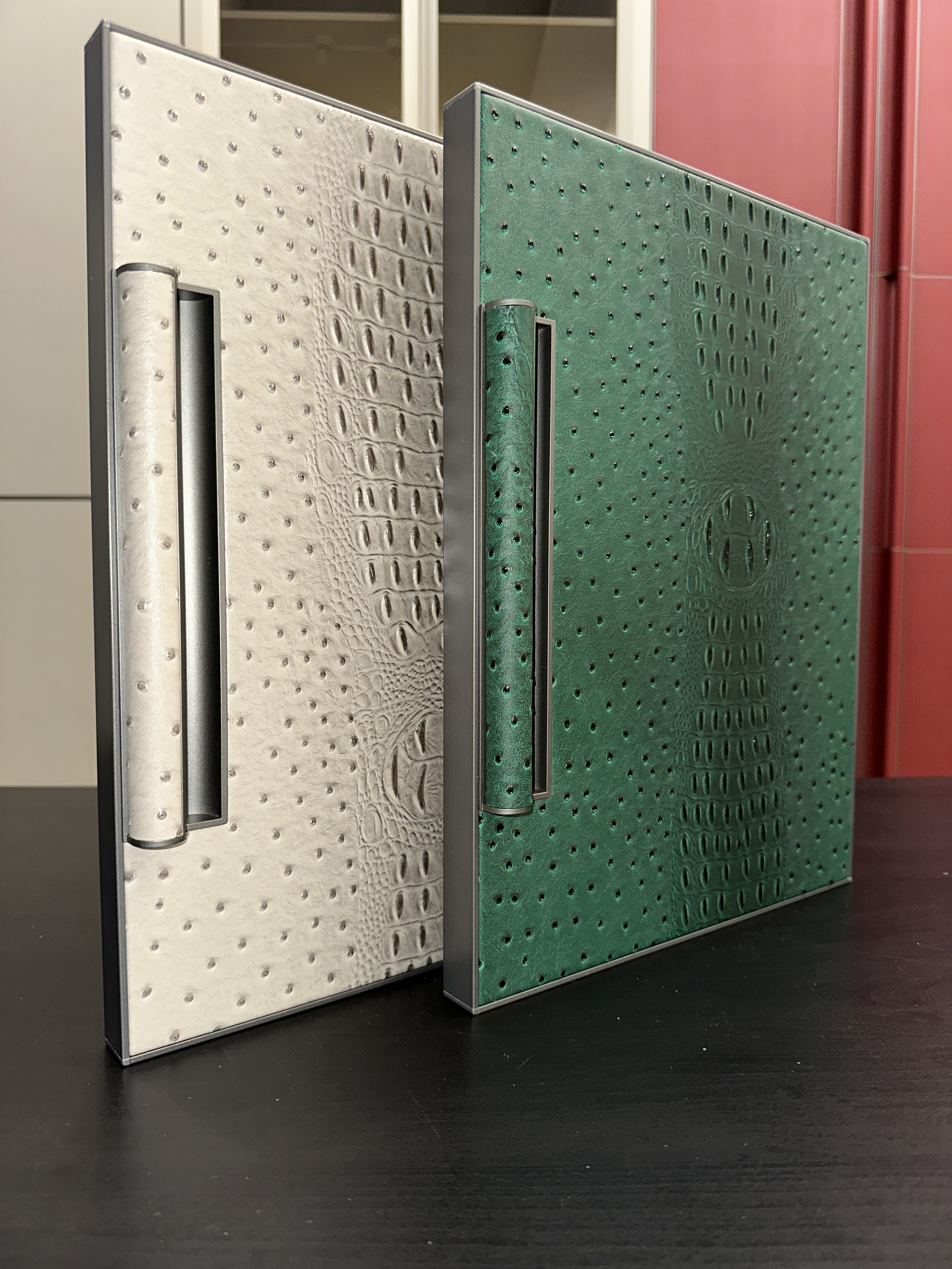 Фасады из кожи