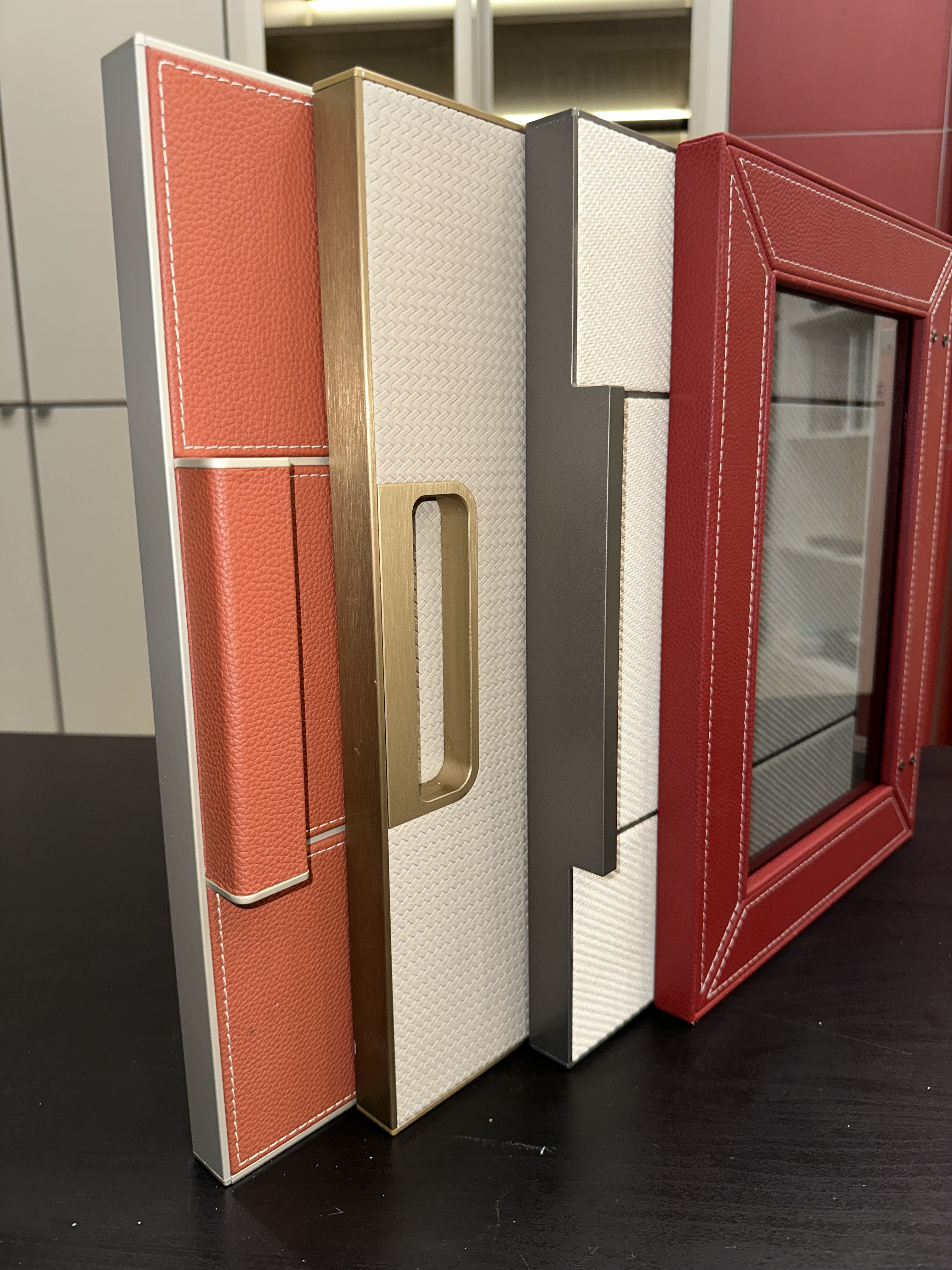 Фасады из кожи