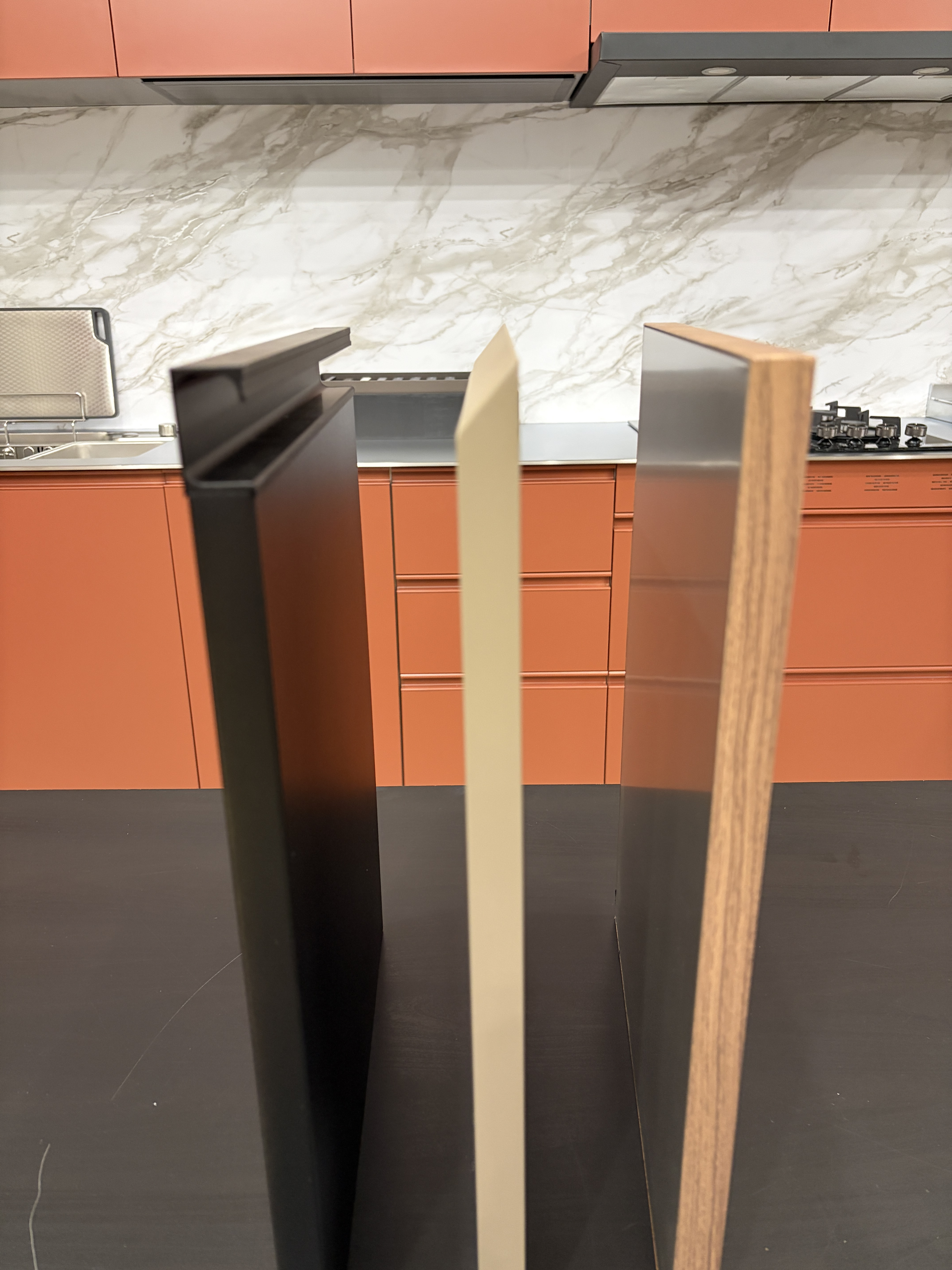 Кухни из нержавеющей стали