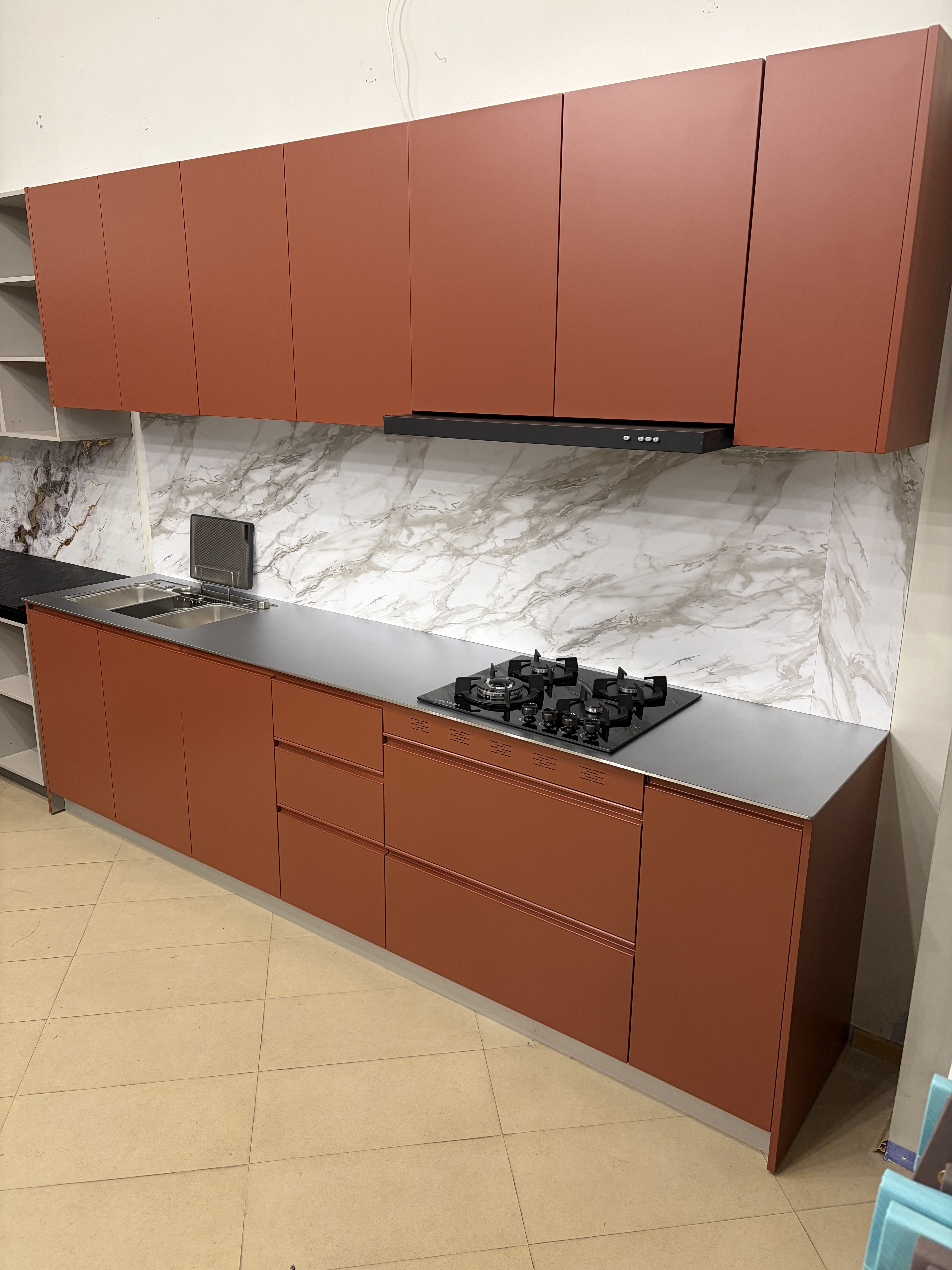 Кухни из нержавеющей стали