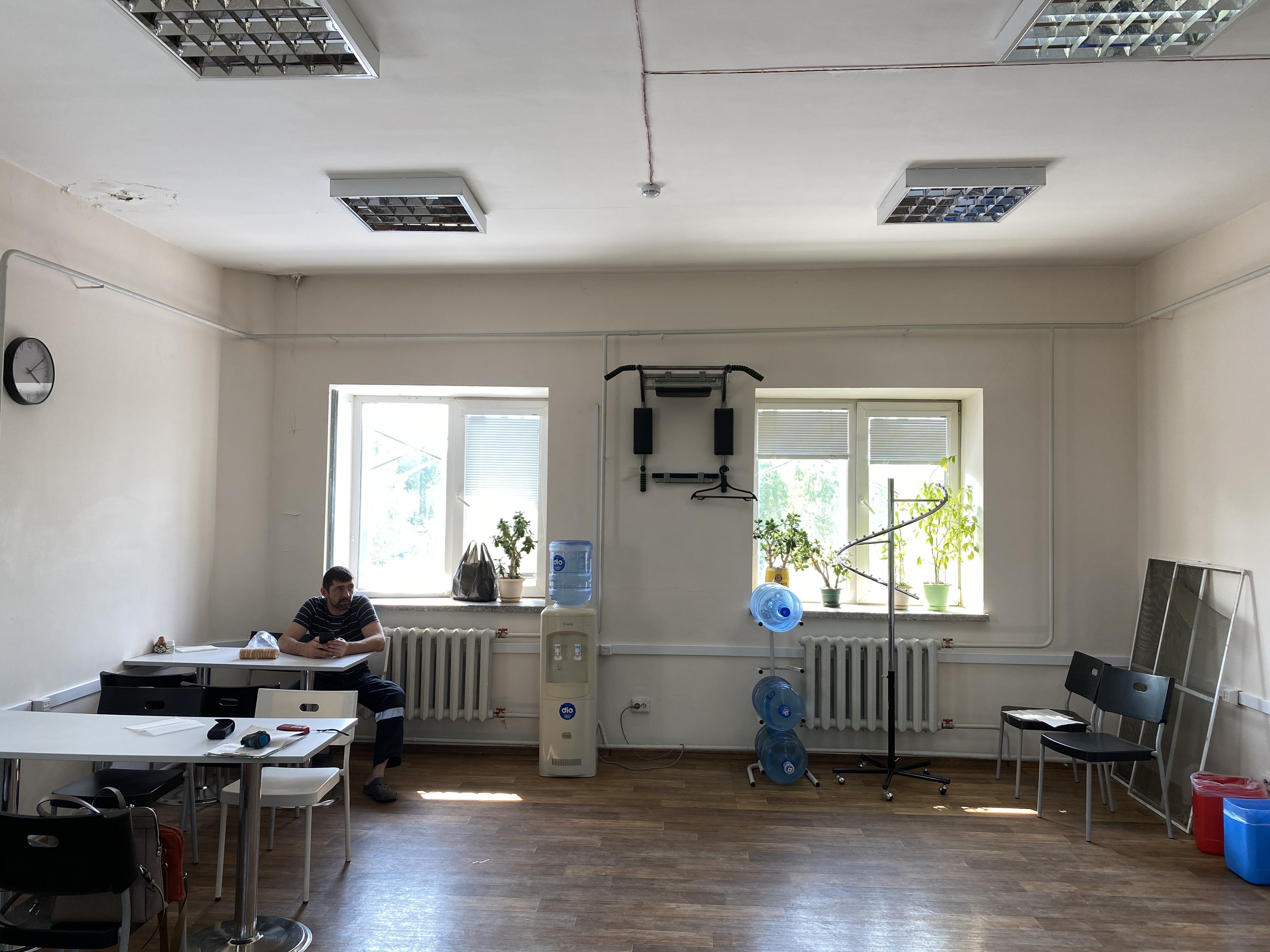 Комната отдыха и приема пищи на заводе DIO