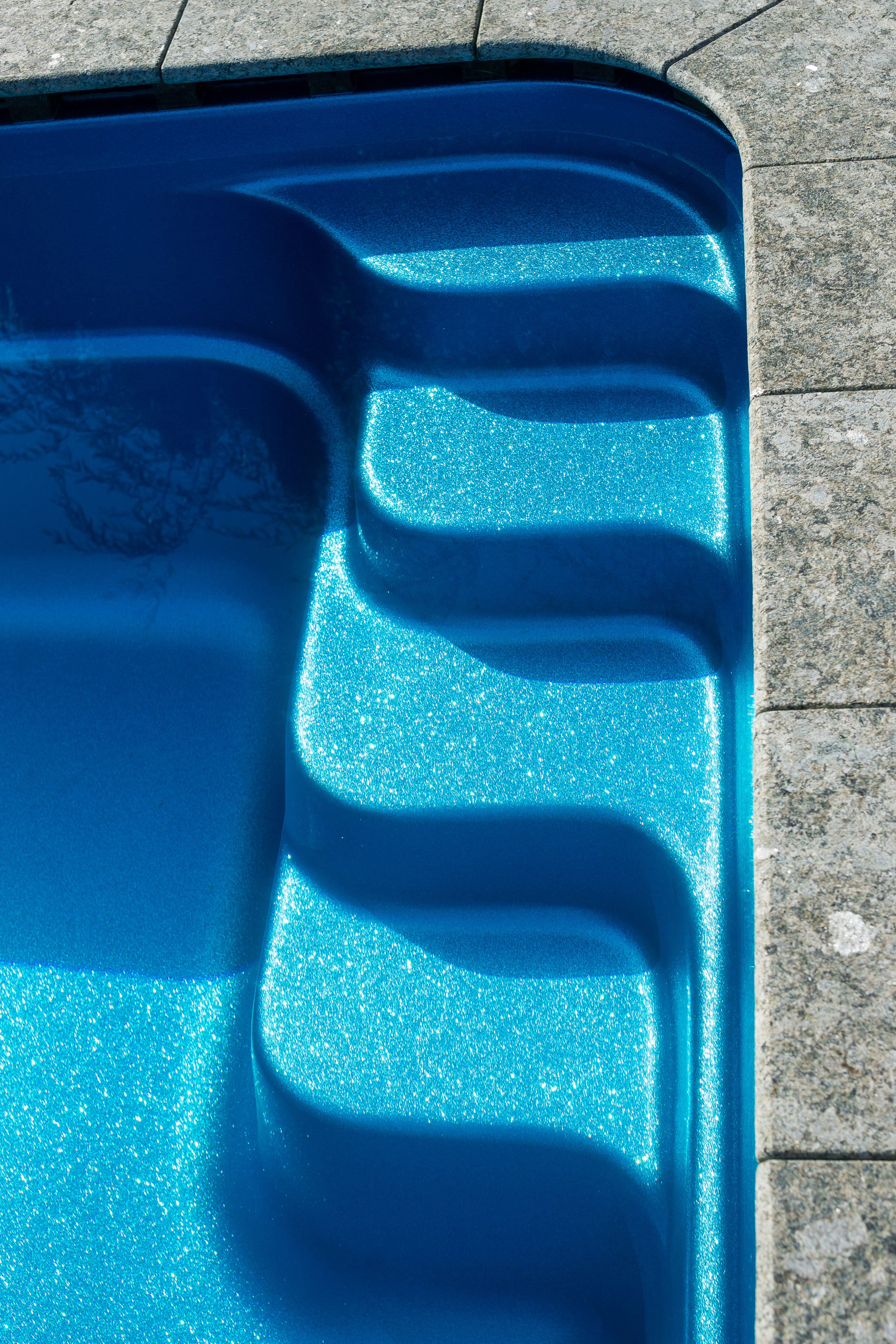 Композитный бассейн "Авиньон" в цвете "Стратосфера"