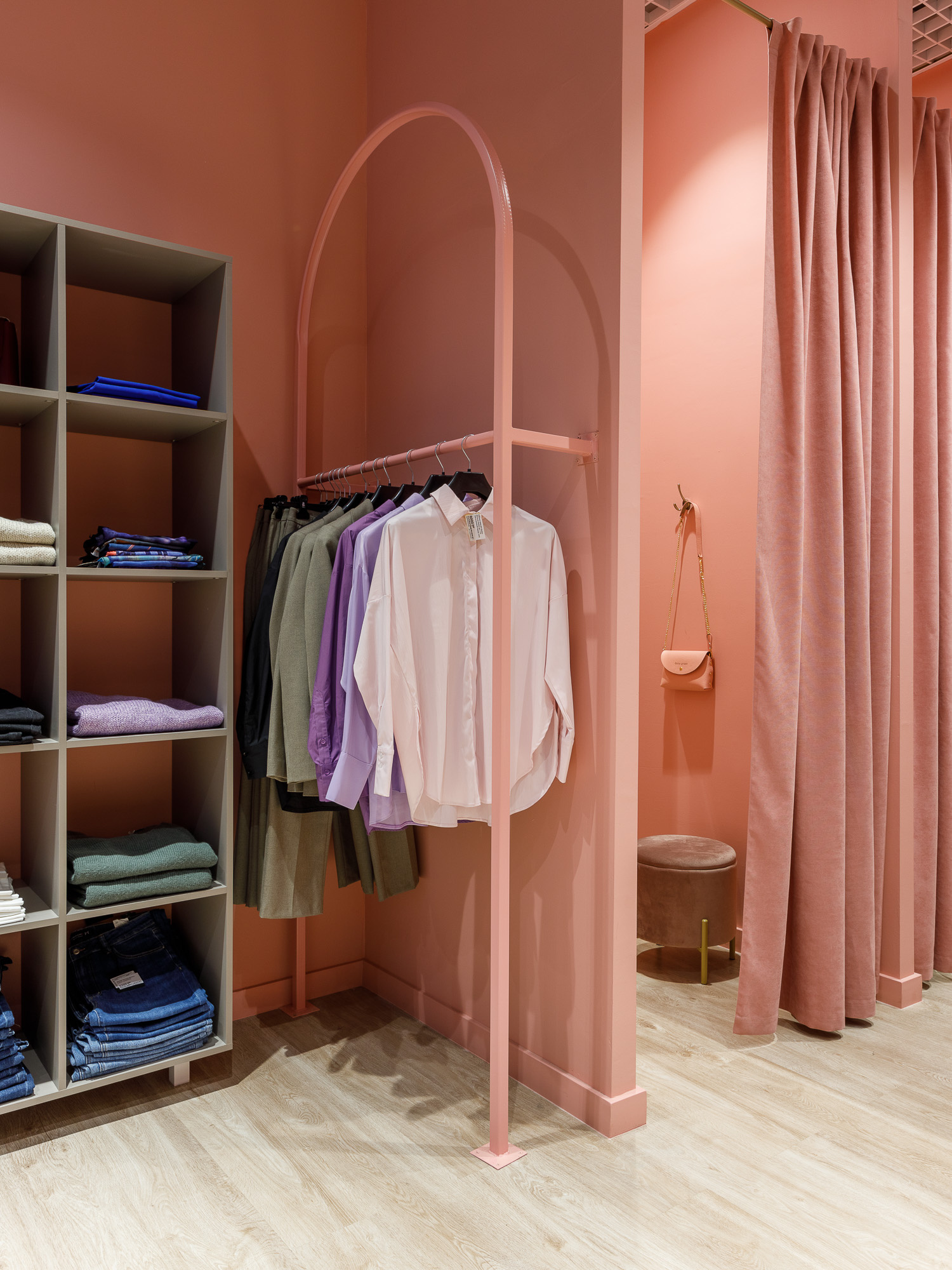 Торговая секция в ТЦ Гудок