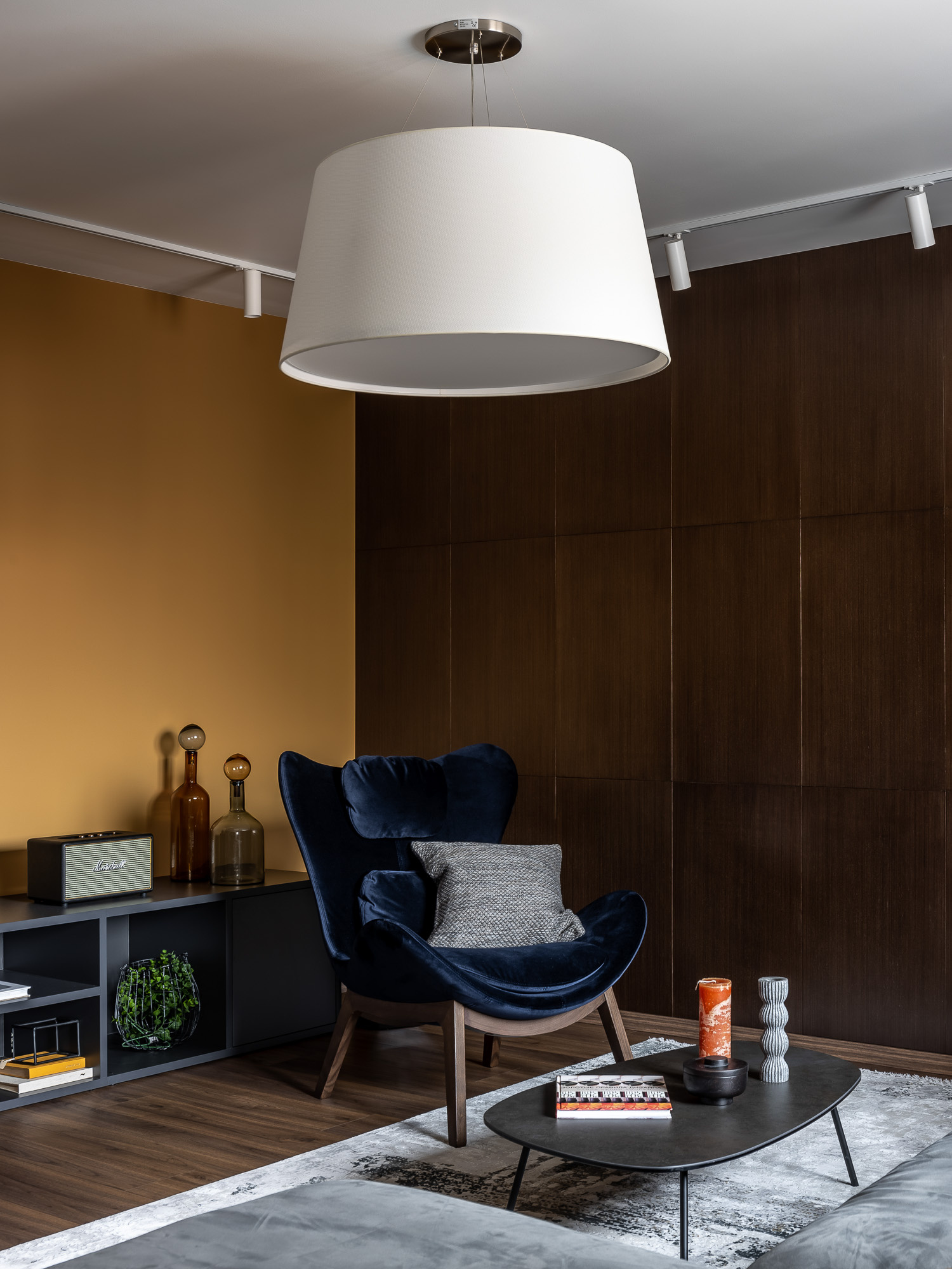 Квартира в современном стиле в центре Самары «Серый и горчица»