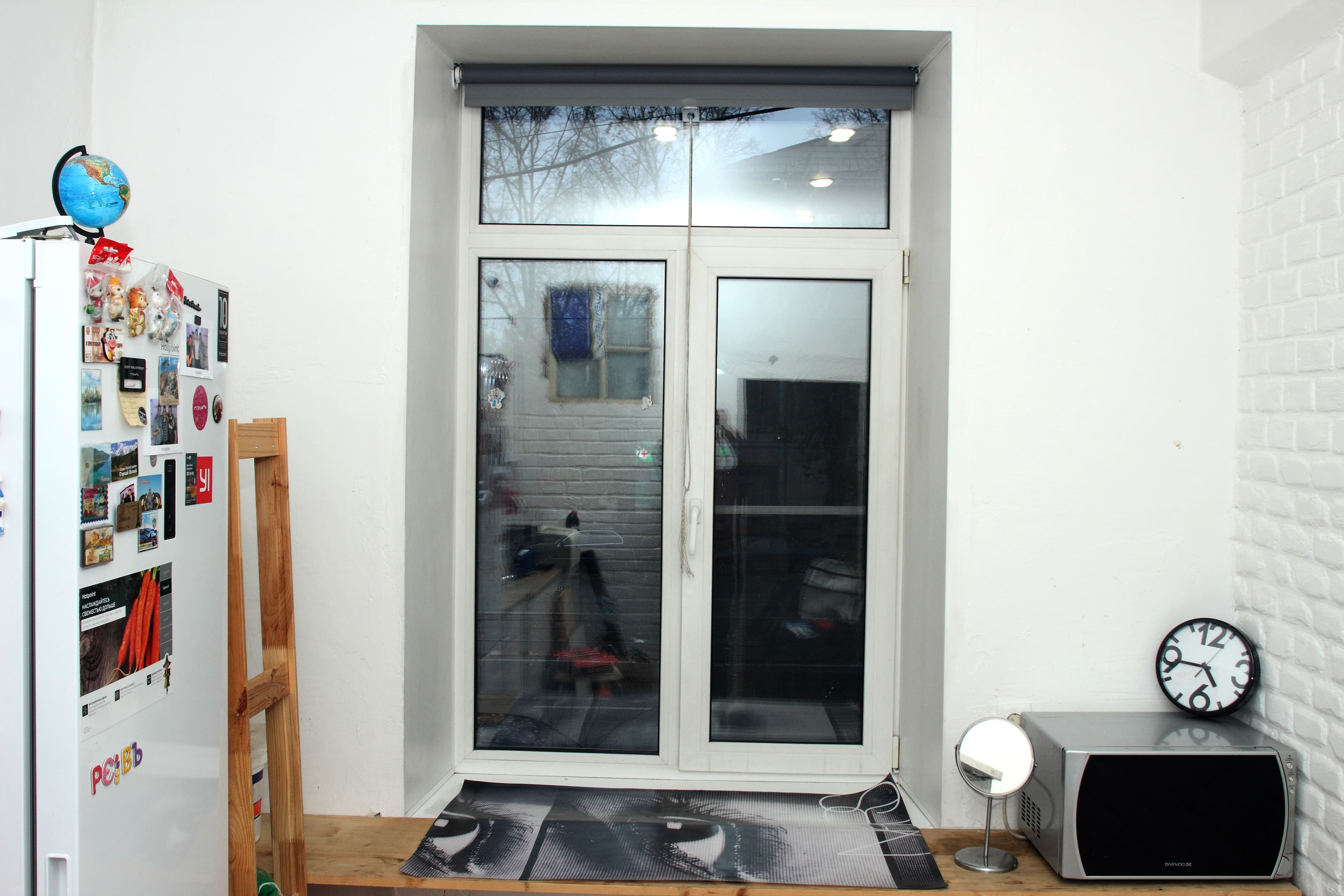 Пластиковые двери