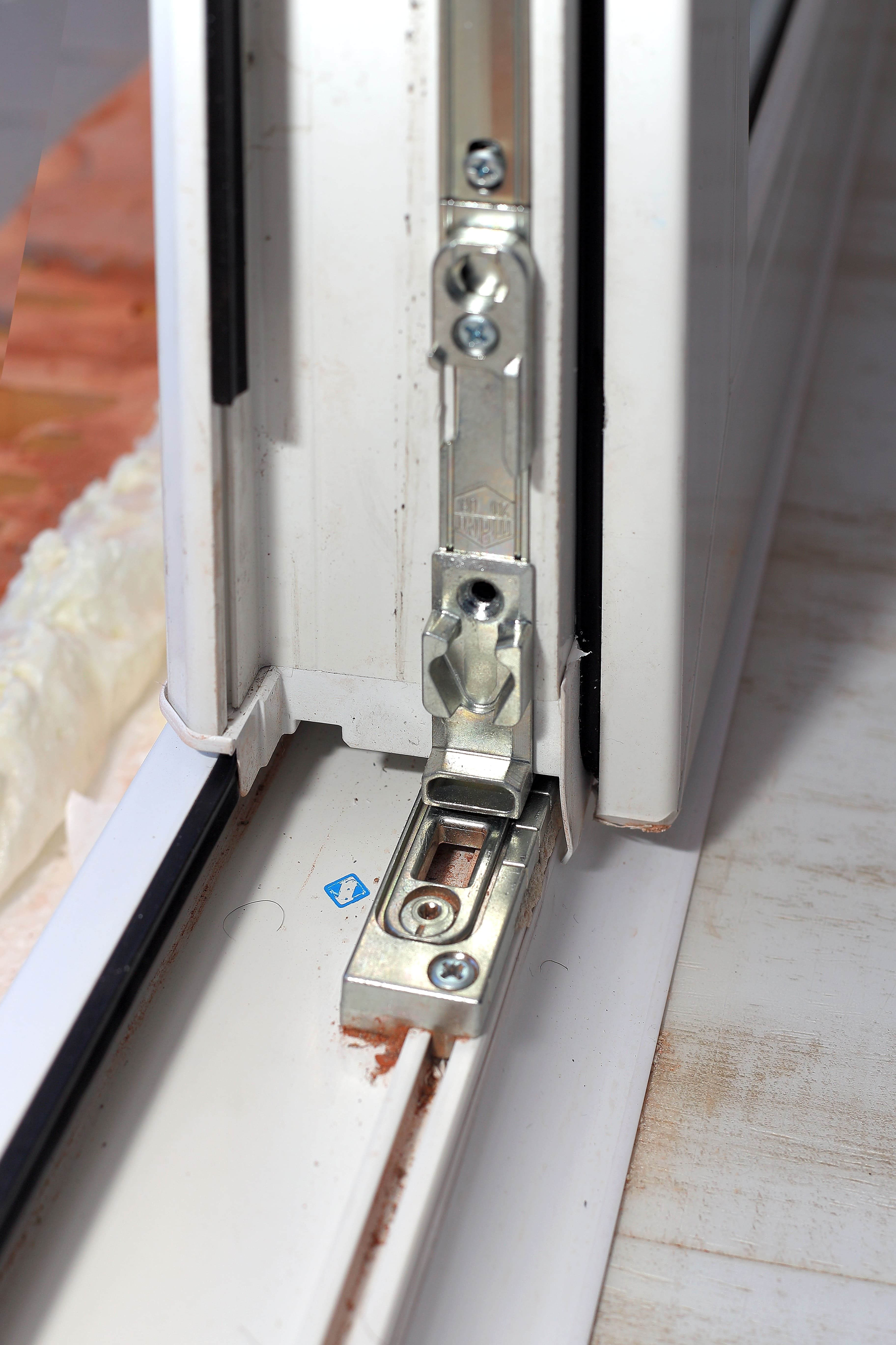 Пластиковые двери