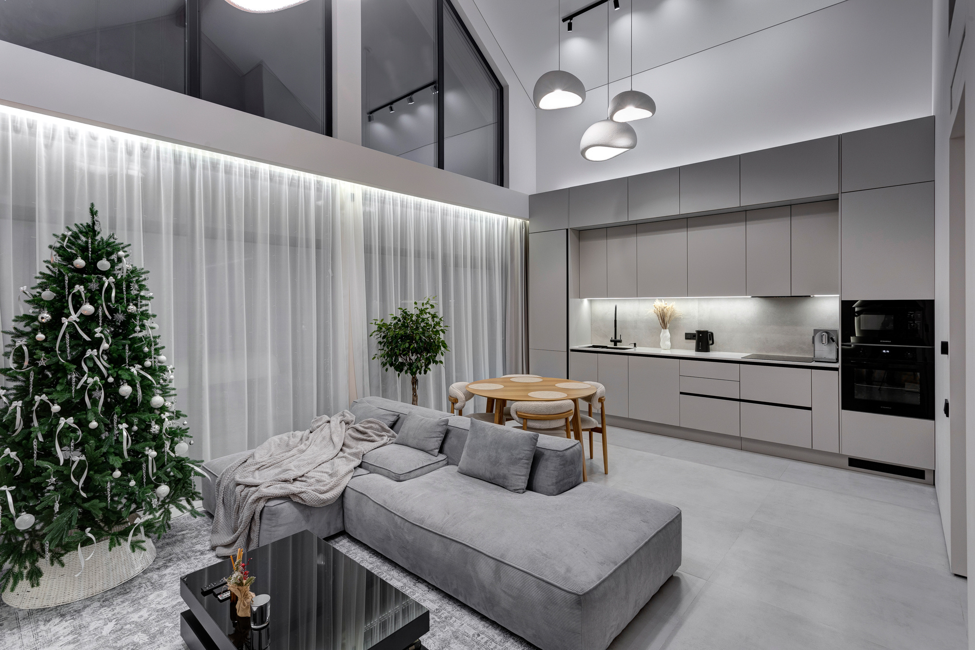 Обложка проекта: Съемка кухни в таунхаусе