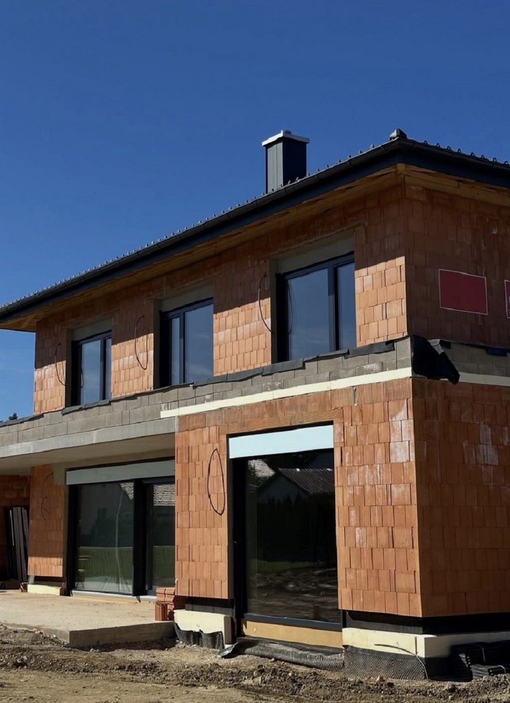 Остекление кирпичного дома