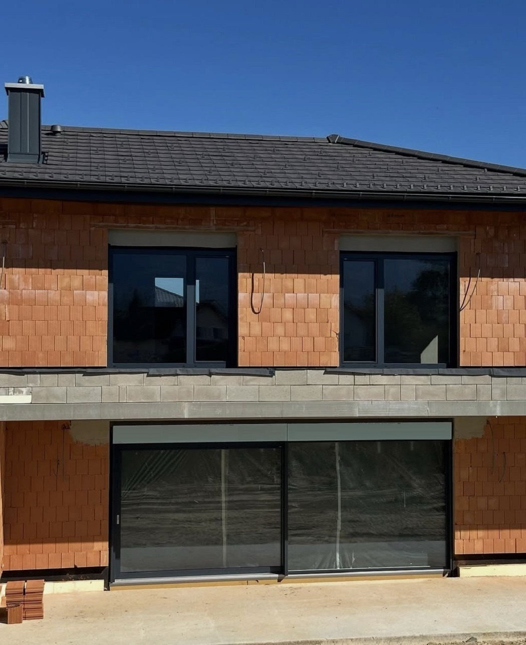 Остекление кирпичного дома