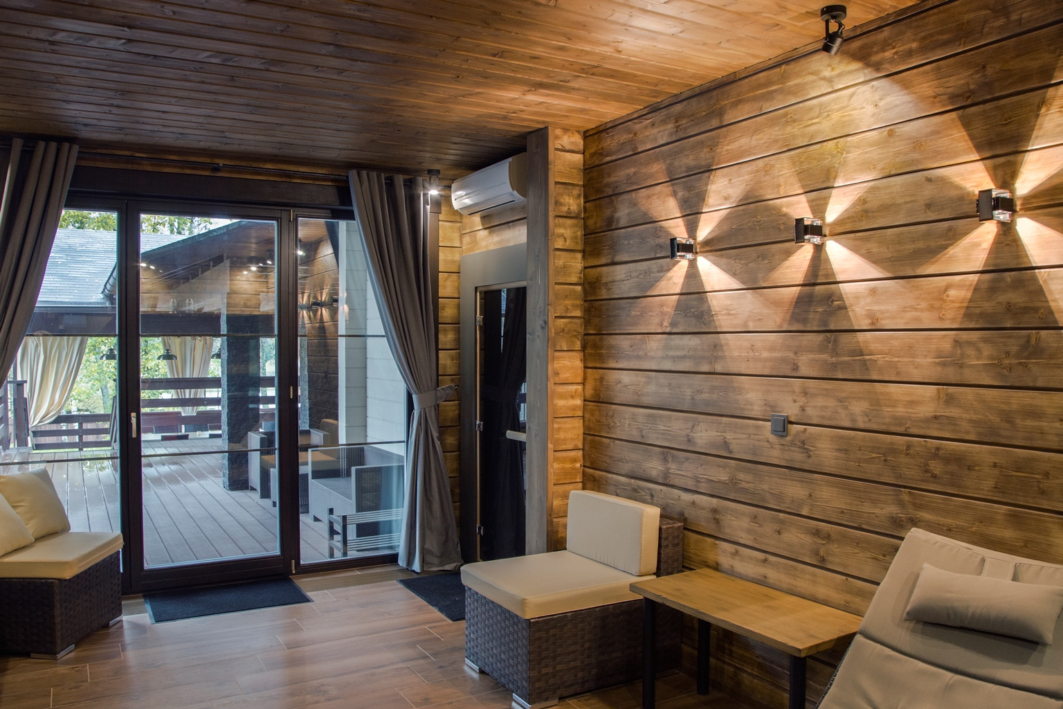 Шале на реке Истра