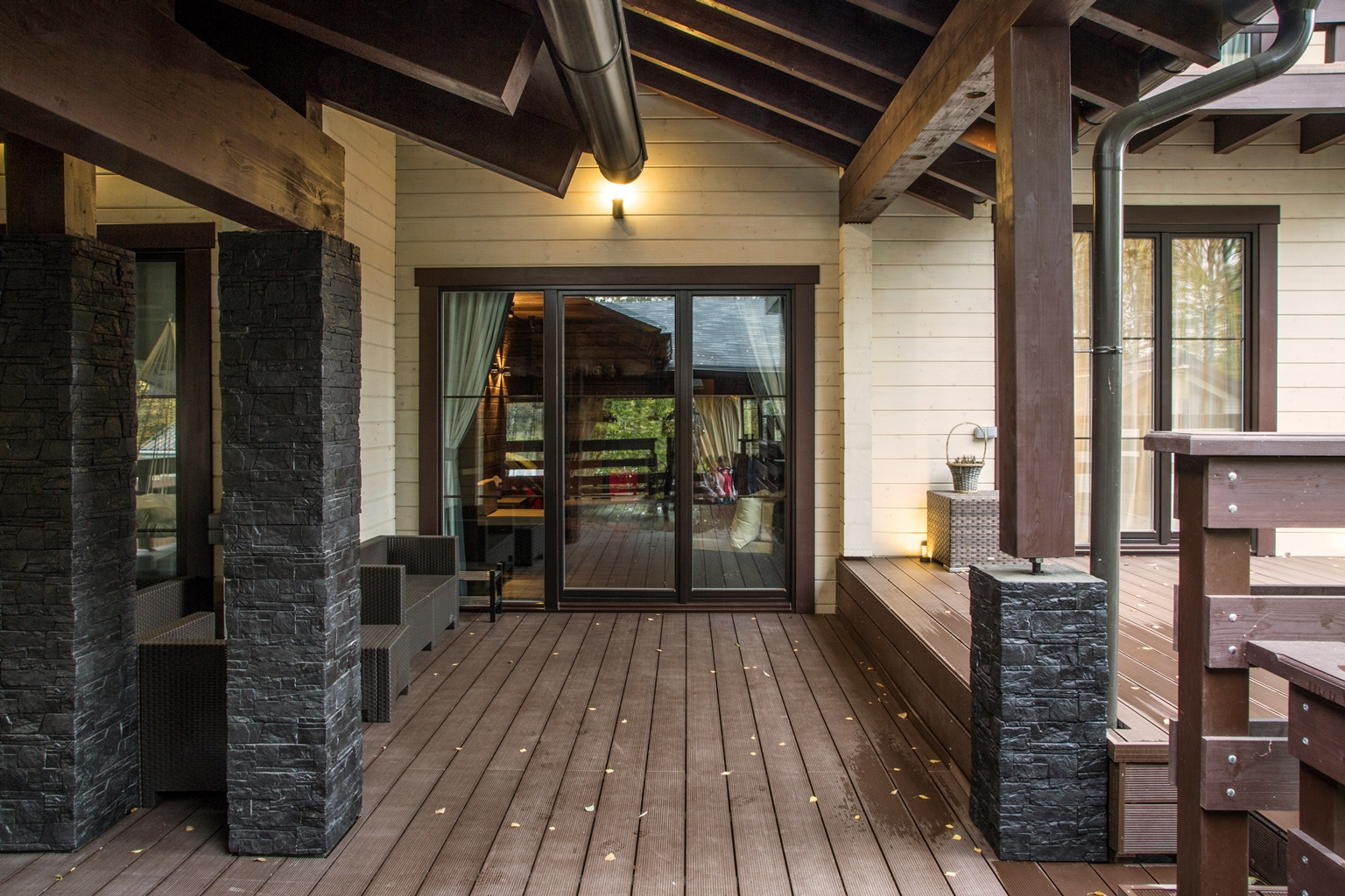 Шале на реке Истра