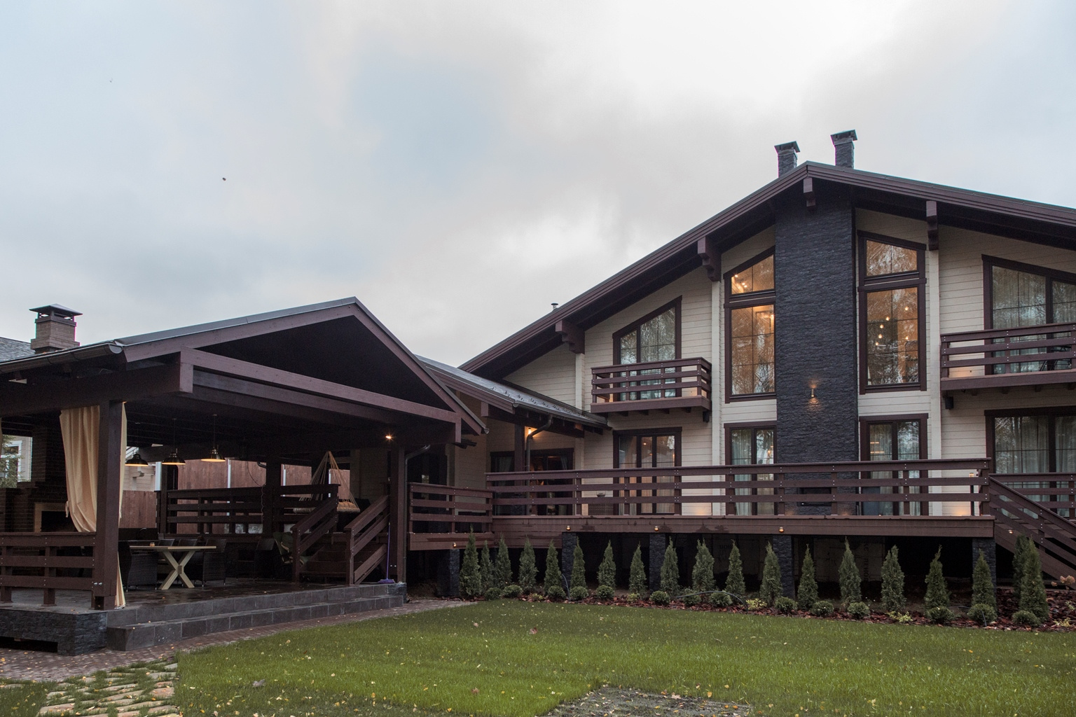 Шале на реке Истра